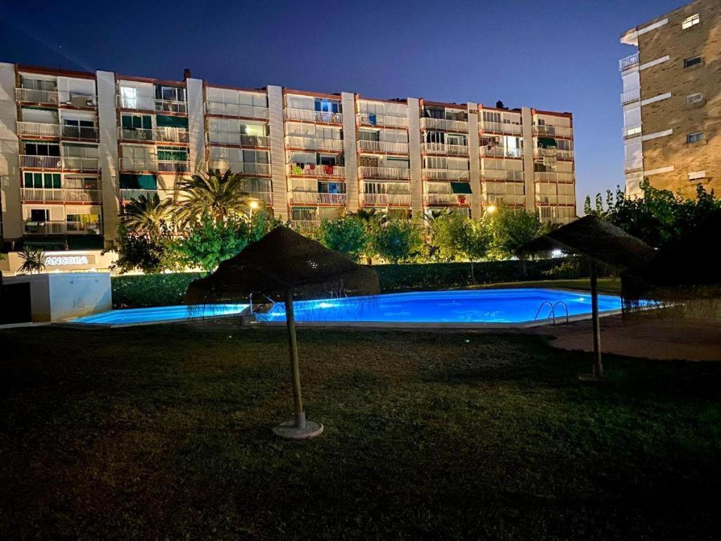 Apartment Edificio Salou Beach, La Pineda, Vilaseca La Pineda